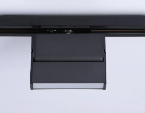 Трековый однофазный светодиодный светильник Ambrella Track System GL6803 (220V)