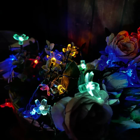 Садовая гирлянда на солнечной батарее «Сакура». 50 светодиодов, разноцветный свет. 1*АА Ni-Mh аккумулятор в/к. IP44 Uniel USL-S-137/PT5000 SAKURA