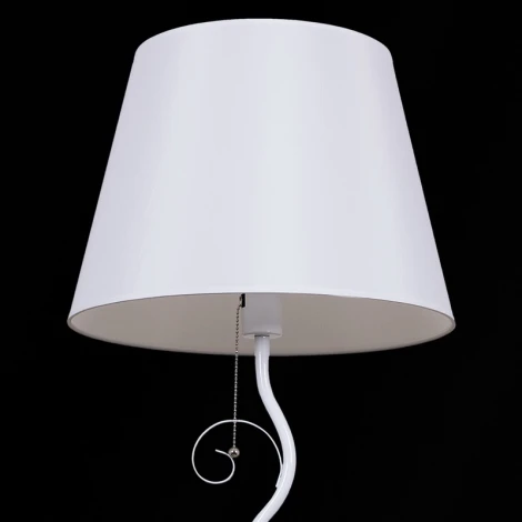 Торшер Reluce 01718-2.6-01B WH (220V)