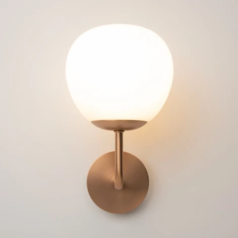 Бра Maytoni Erich MOD221-WL-01-G (220V)