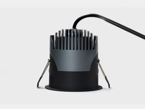 Светильник встраиваемый 12Вт 55° IP65 черный 3000К поворотный SWG RC RC-D84-12-BL-WW65