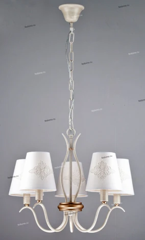 Подвесная люстра Maytoni Elegant 15 ARM227-05-W
