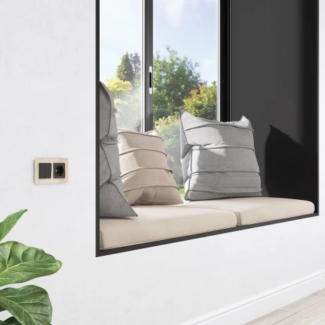 Перекрестный выключатель двухклавишный (чёрный) Werkel W1123006 (a058433)