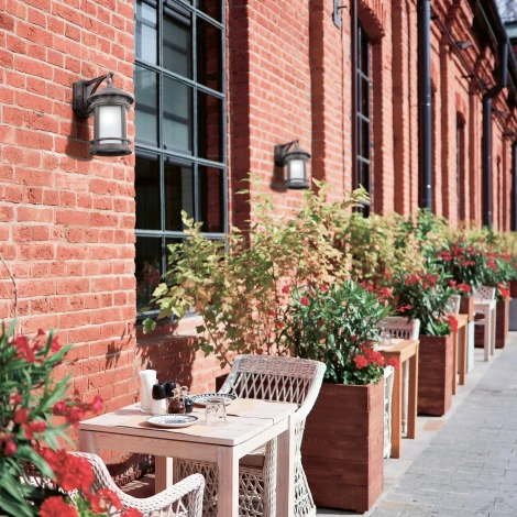 Настенный фонарь уличный Maytoni Salamanca O031WL-01BR (220V, IP44)