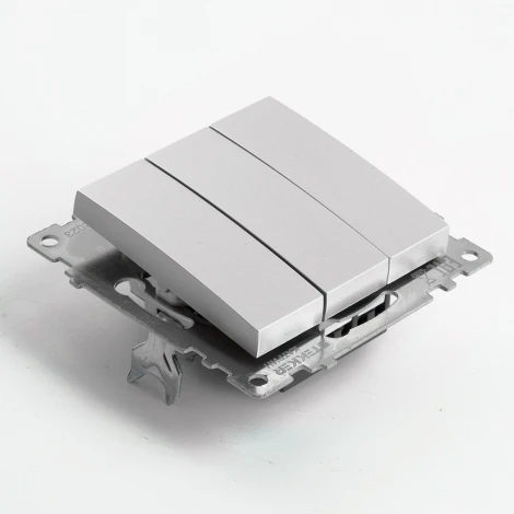 Выключатель трехклавишный (серебро) Stekker Катрин 49173