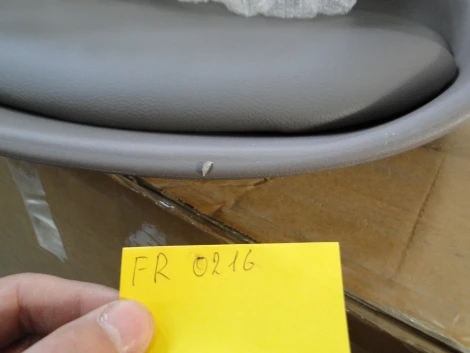 Стул Bradexhome Eames Bon латте FR 0216Y