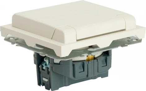 Розетка с заземлением и защитной крышкой (белый) Stekker Эмили 49881