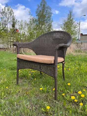 Плетеное кресло LV-140B Brown с подушкой в комплекте Afina