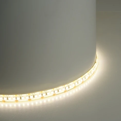 Светодиодная LED лента 180SMD(2835)/m 17W/m 12V 4000К IP65 Feron LS626 51639