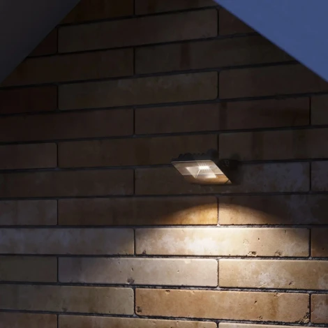 Прожектор Gauss Qplus 688100310 10W 820lm 6500K IP65 графитовый LED (220V)